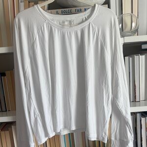Beyond Yoga Classic White Long Sleeve Top